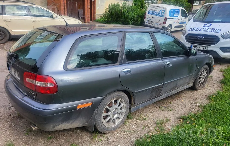 Volvo V40 2004 photo 4