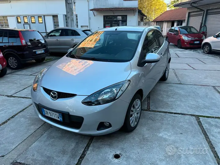Mazda Mazda2