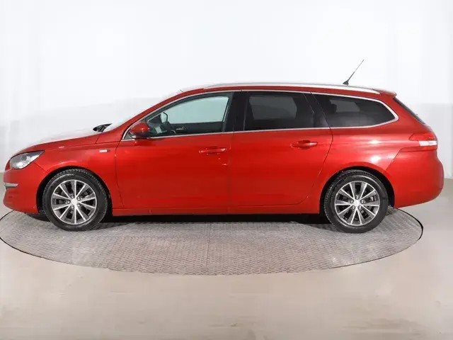 Peugeot 308 Sw 2015 photo 2
