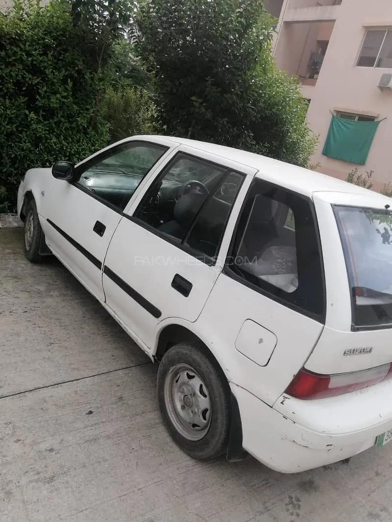 Suzuki Cultus