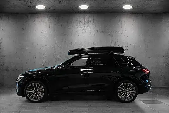 Audi E-Tron 2022 photo 2