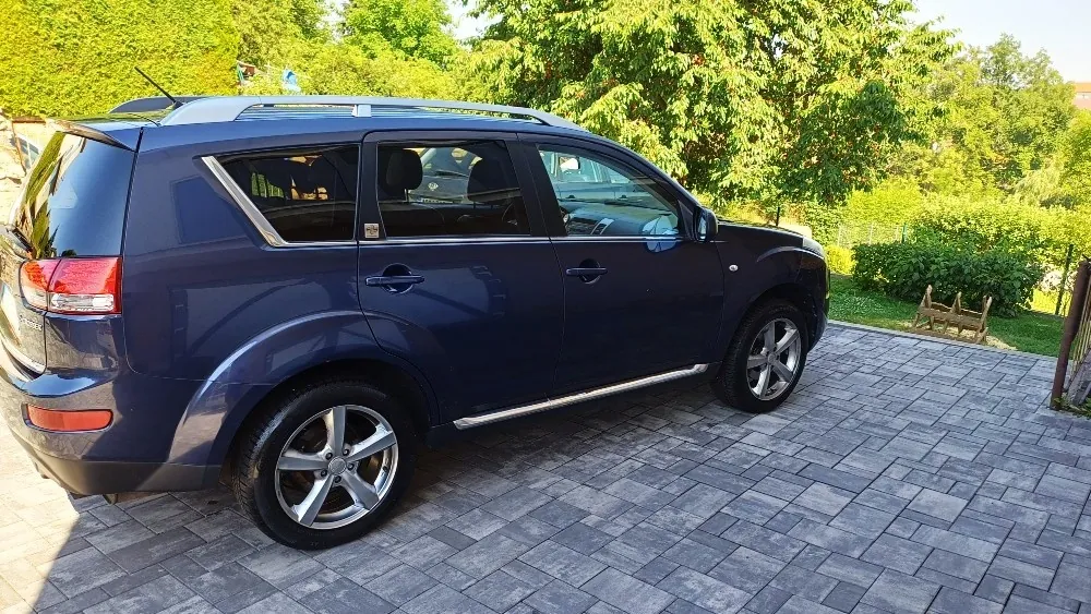 Citroen C-Crosser 2010 photo 4