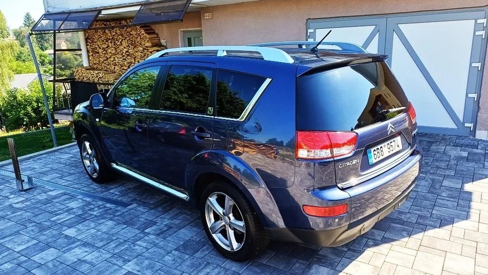 Citroen C-Crosser 2010 photo 3