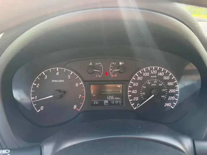 Nissan Sentra 2013 photo 5
