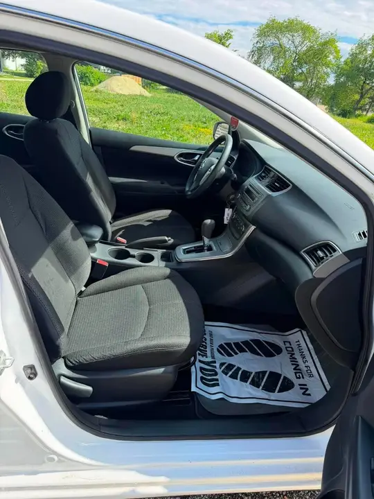 Nissan Sentra 2013 photo 4