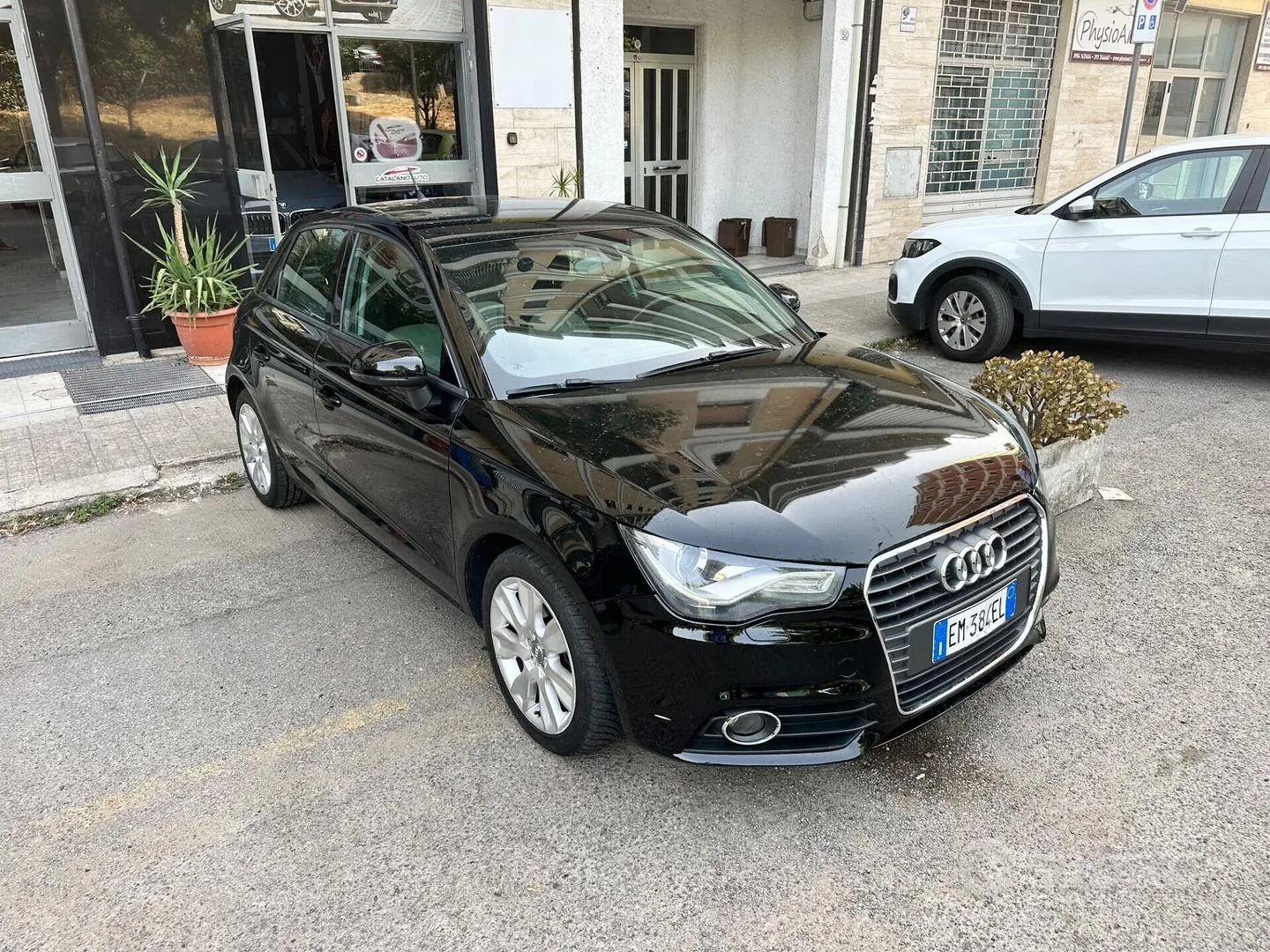 Audi A1 2012 photo 2