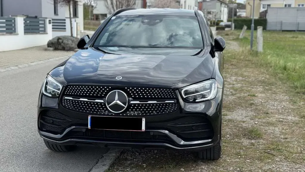 Mercedes-Benz Glc-Class 2019 photo 2