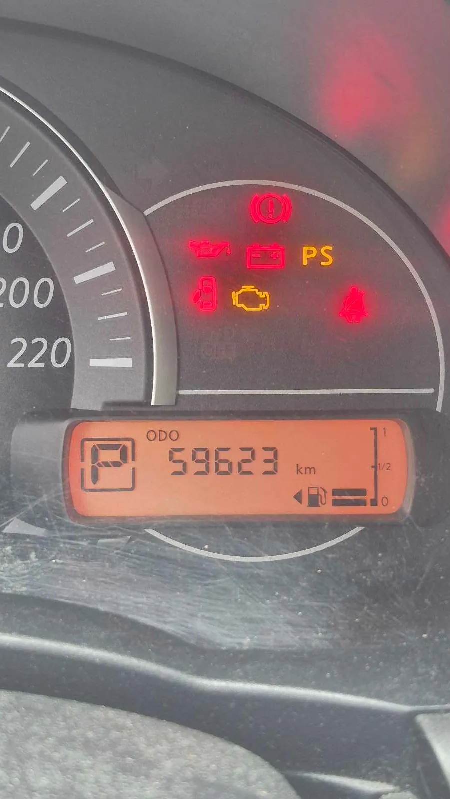 Nissan Micra 2018 photo 4