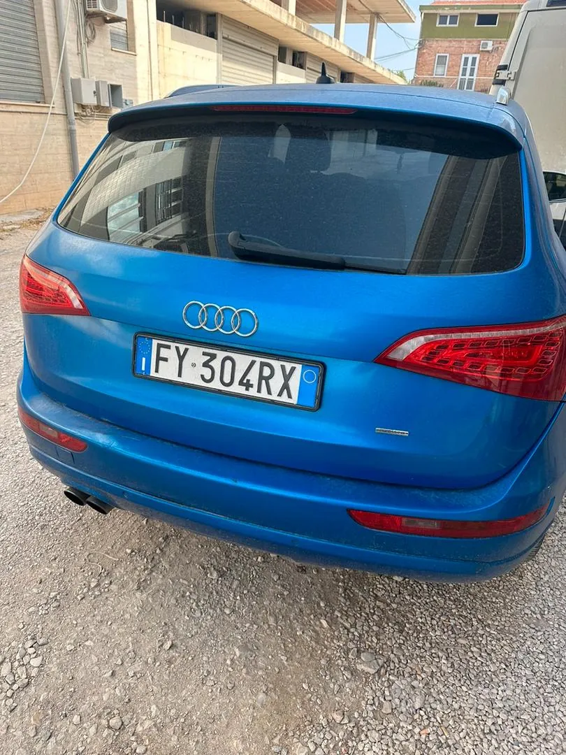 Audi Q5 2010 photo 2