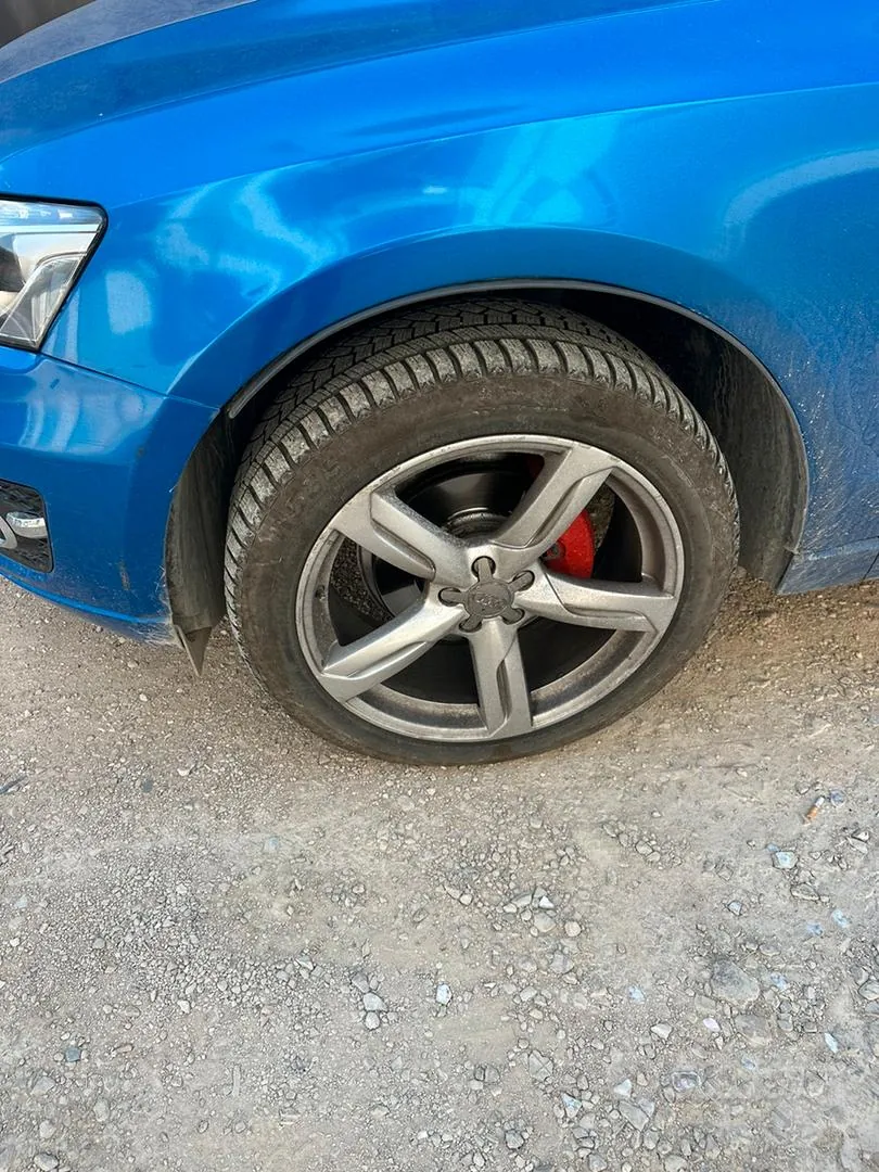 Audi Q5 2010 photo 4