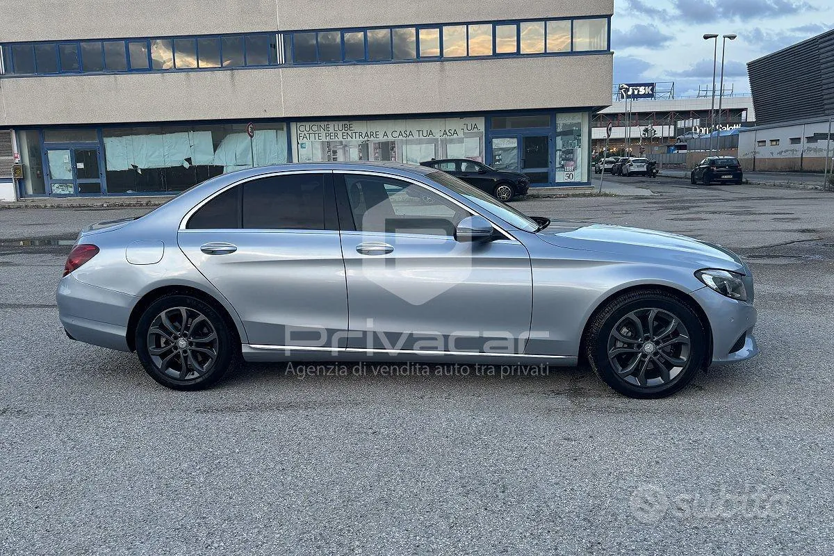Mercedes-Benz C-Class 2017 photo 4