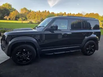 Land Rover Defender 2023 photo 4