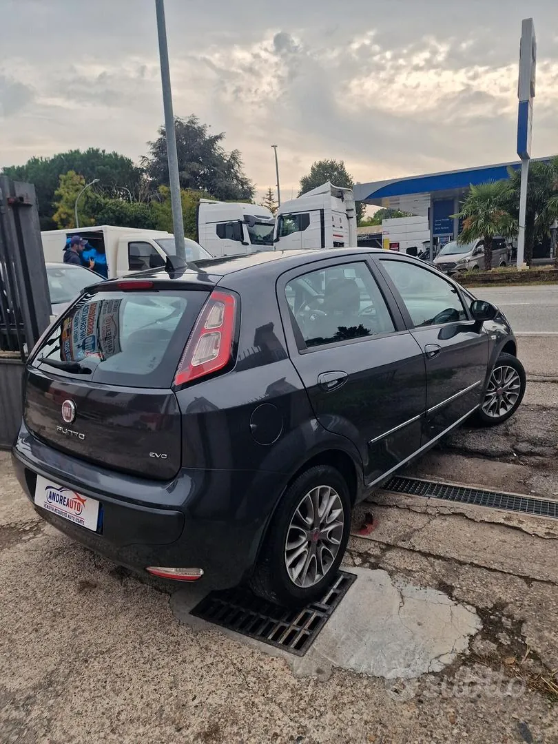 Fiat Punto Evo 2010 photo 5