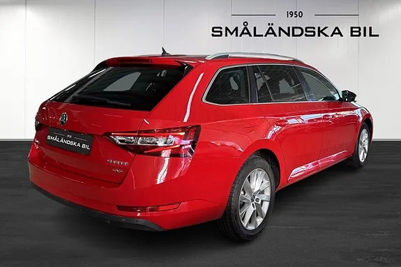 Skoda Superb 2017 photo 4