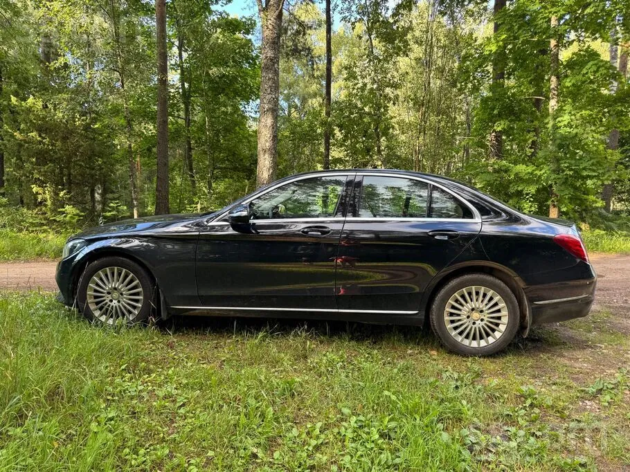 Mercedes-Benz C220 2015 photo 3