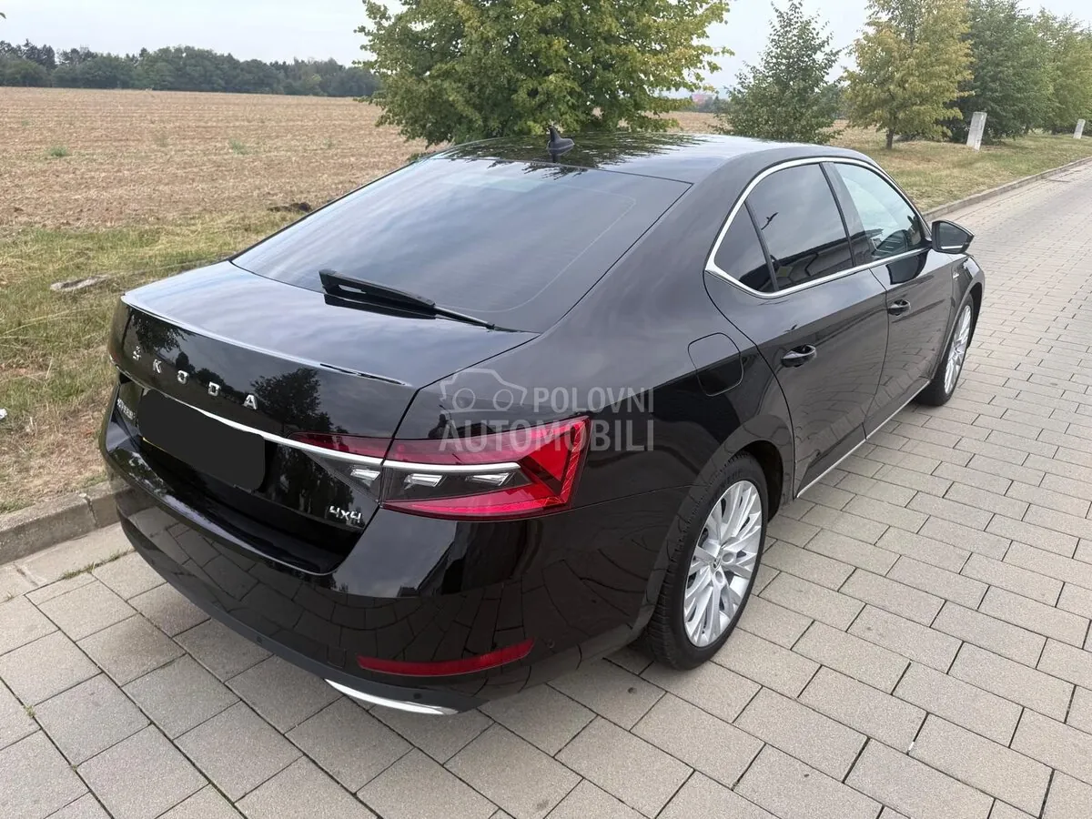 Skoda Superb 2023 photo 3