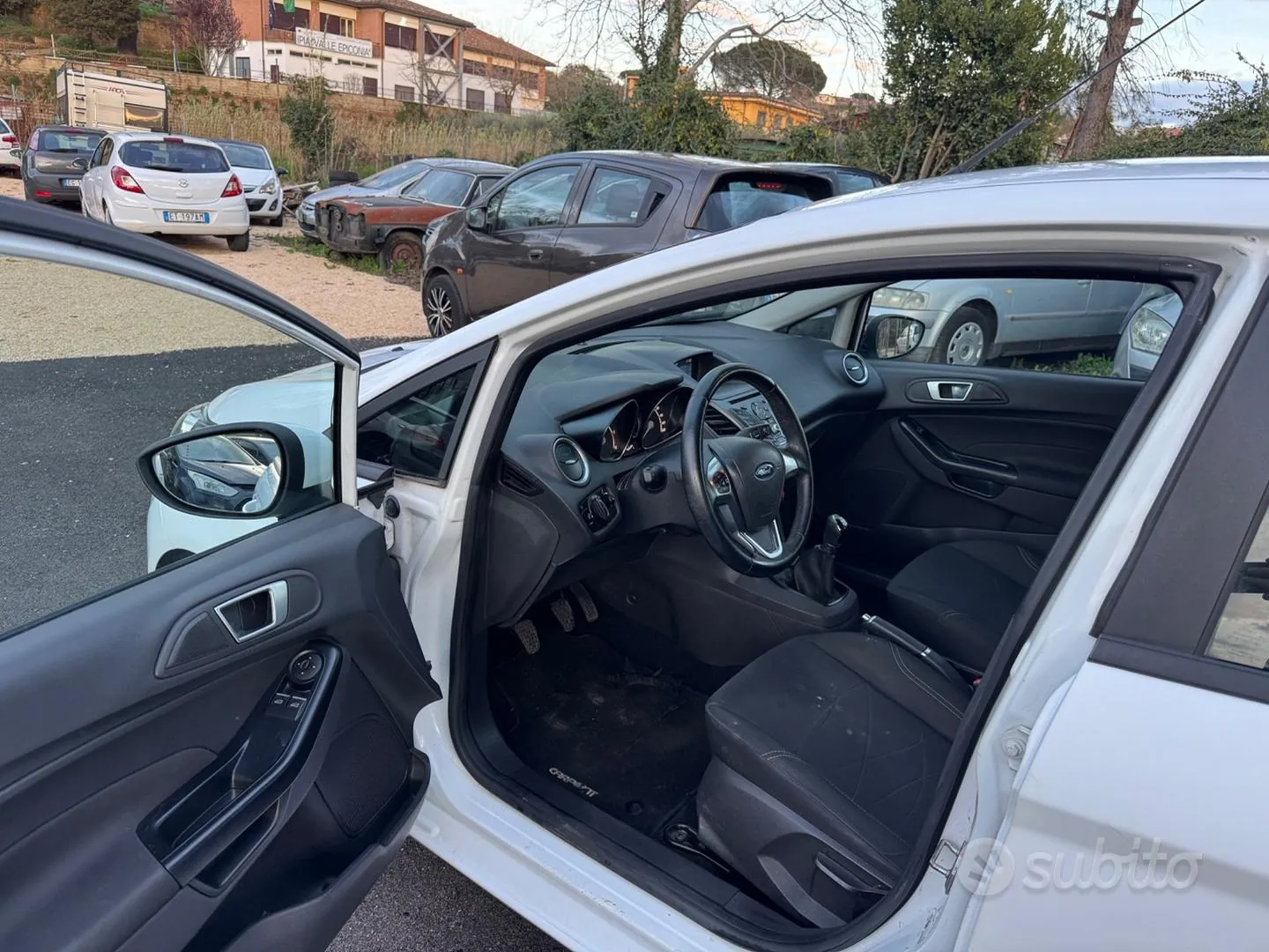 Ford Fiesta 2016 photo 3