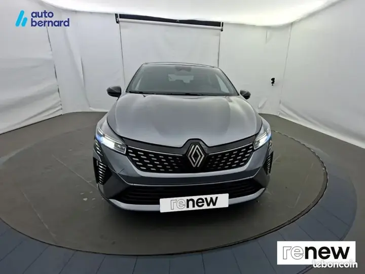 Renault Clio 2025 photo 2