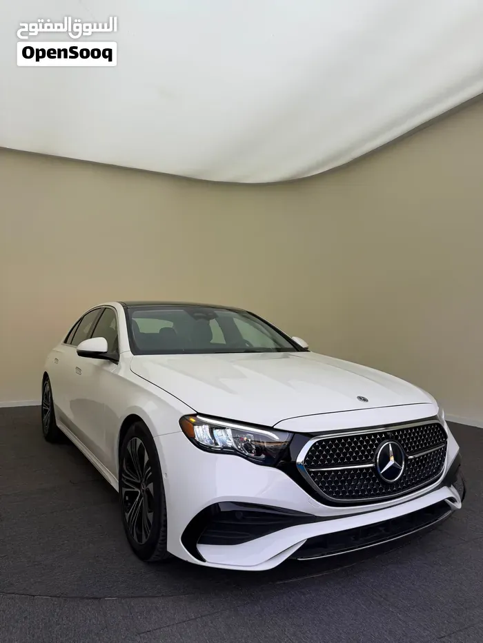 Mercedes-Benz E-Class 2025 photo 2