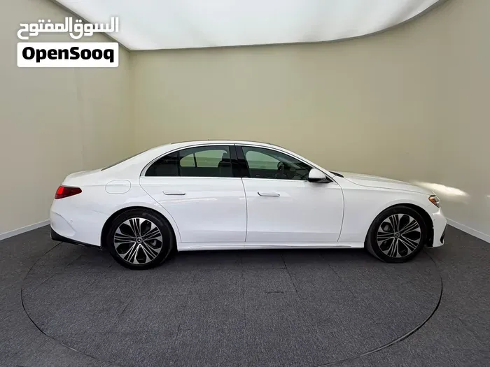 Mercedes-Benz E-Class 2025 photo 4