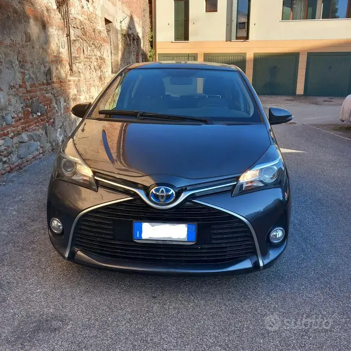 Toyota Yaris 2017 photo 3