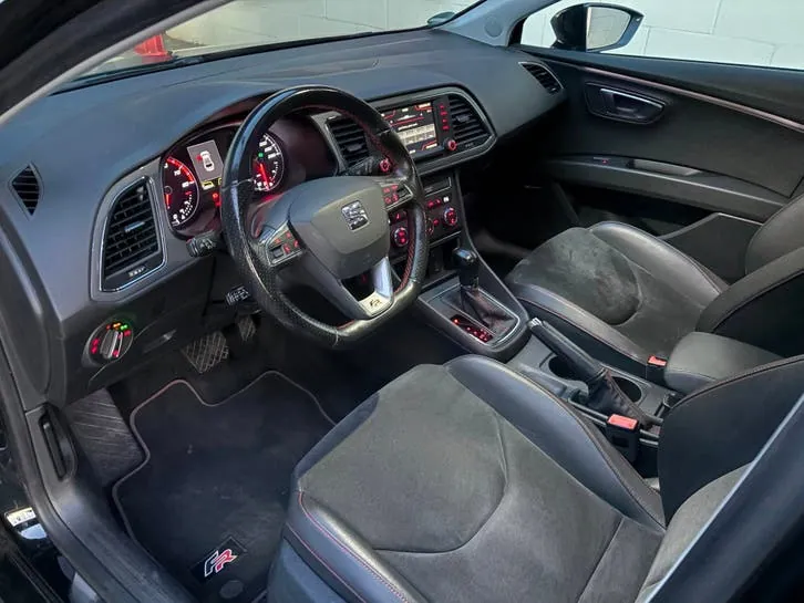 Seat Leon 2015 photo 2