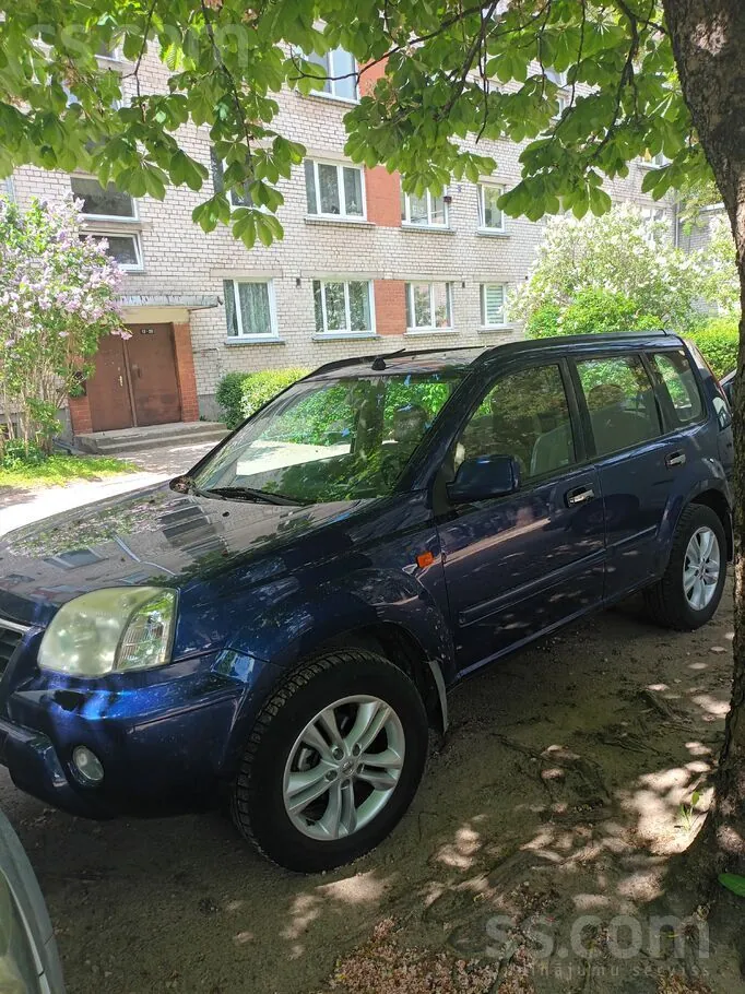 Nissan X-Trail 2002 photo 3