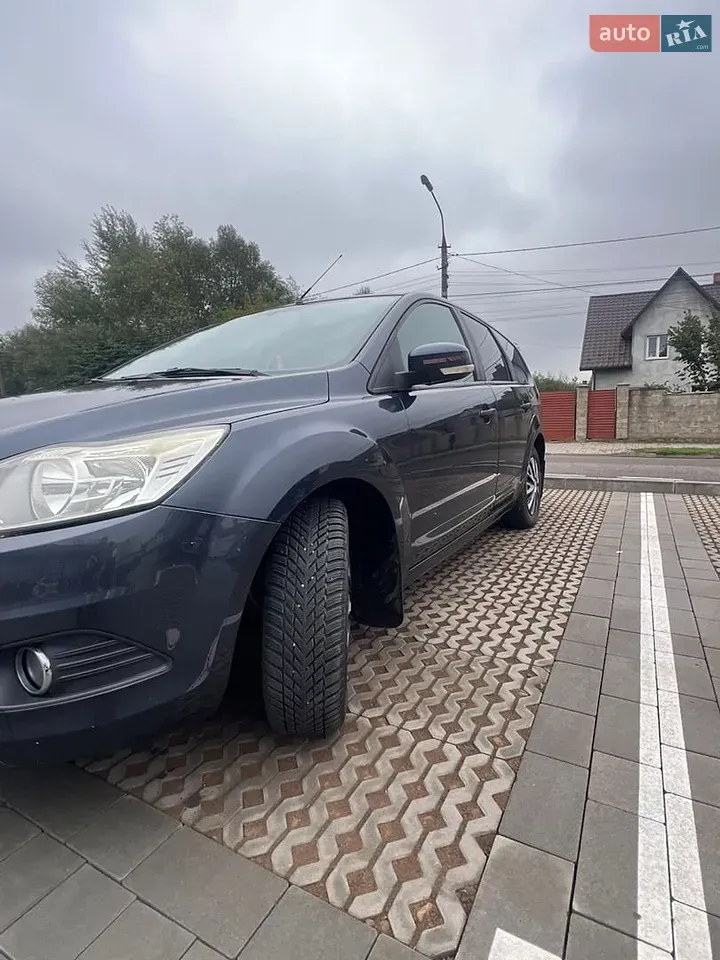 Ford Focus 2009 photo 5