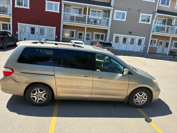 Honda Odyssey 2006 photo 4