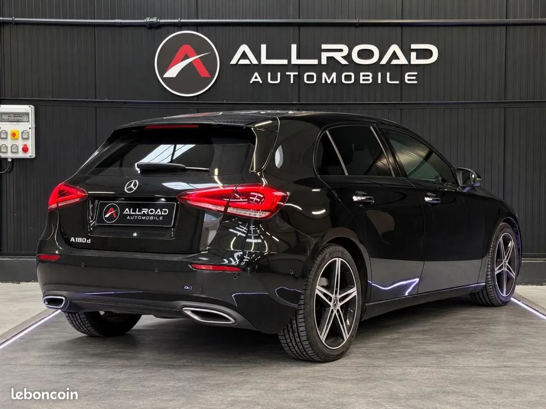 Mercedes-Benz A-Class 2019 photo 5