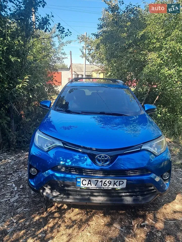 Toyota Rav4 2016 photo 3