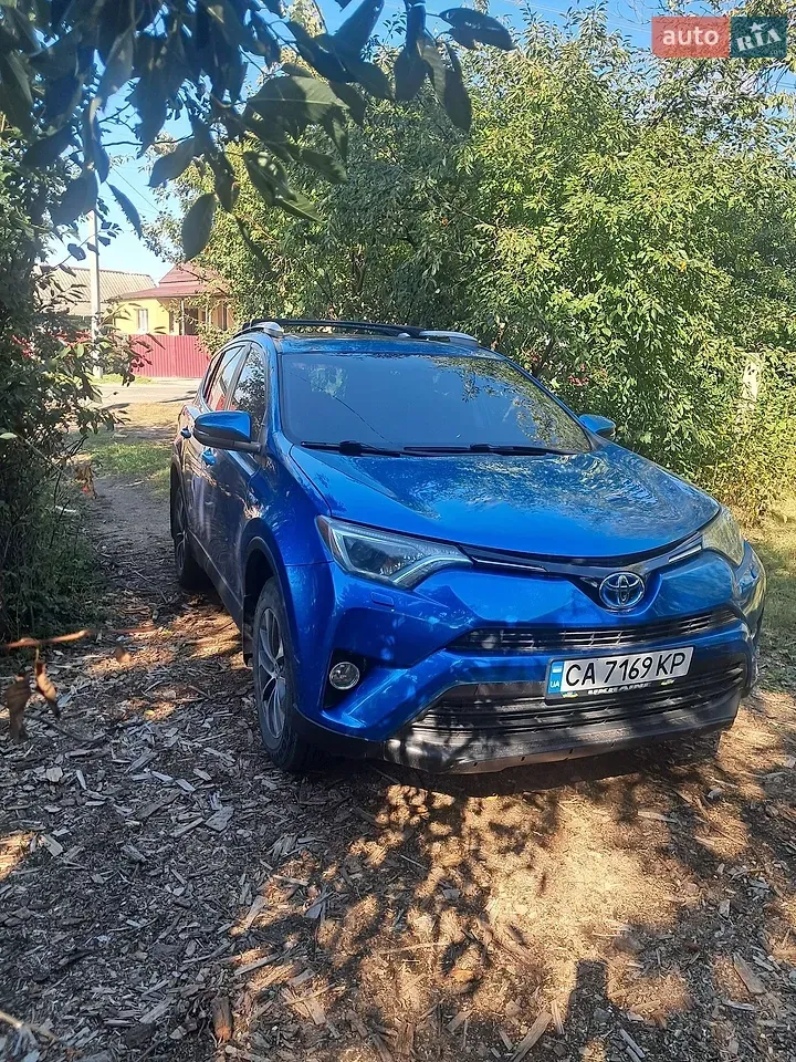 Toyota Rav4 2016 photo 2