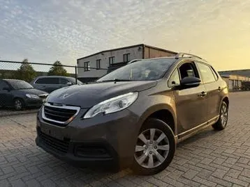 Peugeot 2008 2013 photo 2