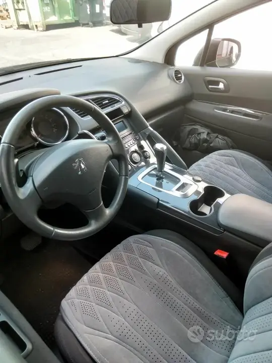 Peugeot 3008 2009 photo 4