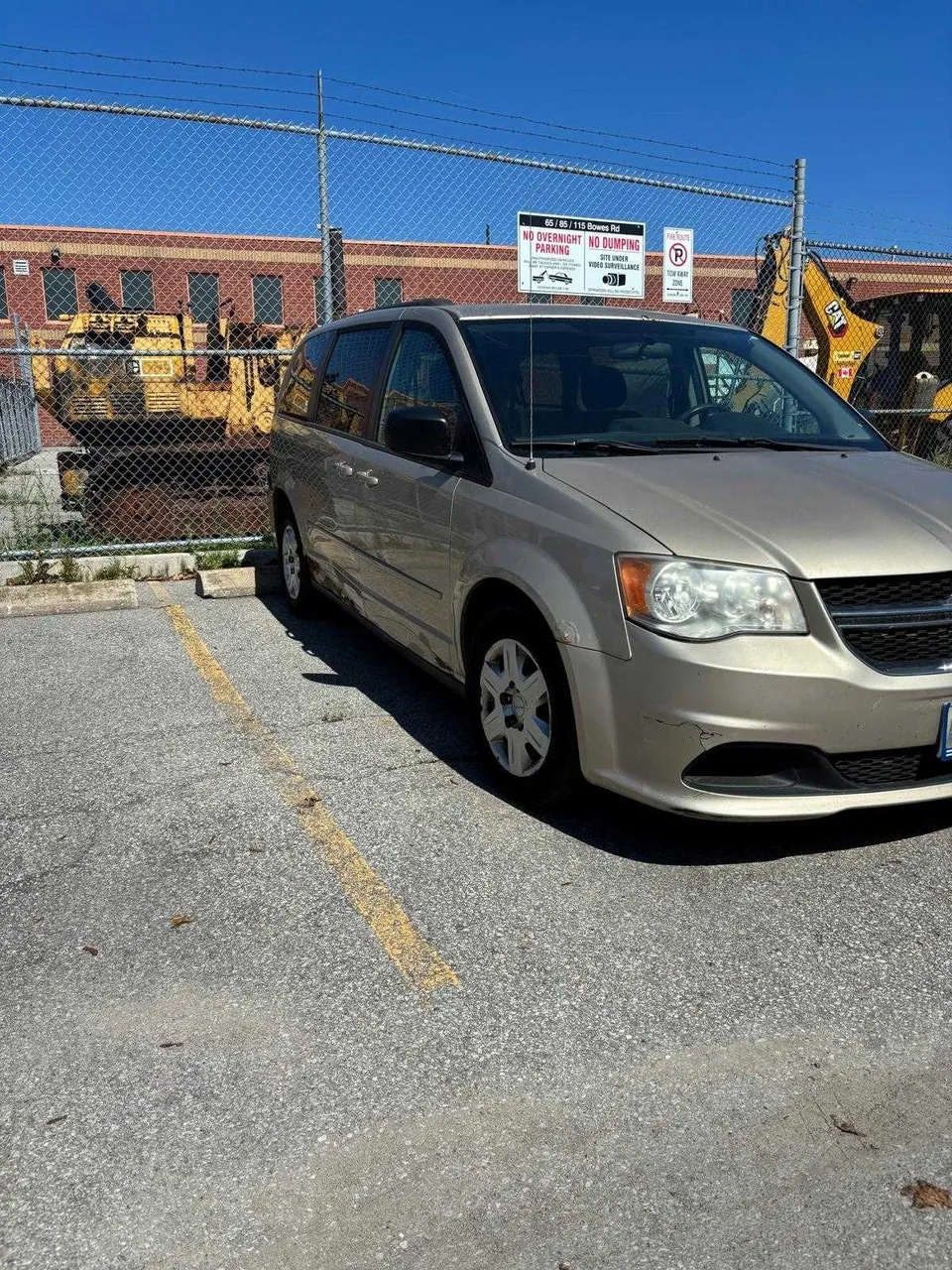 Dodge Caravan 2013 photo 2