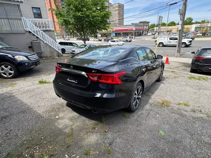 Nissan Maxima 2017 photo 2