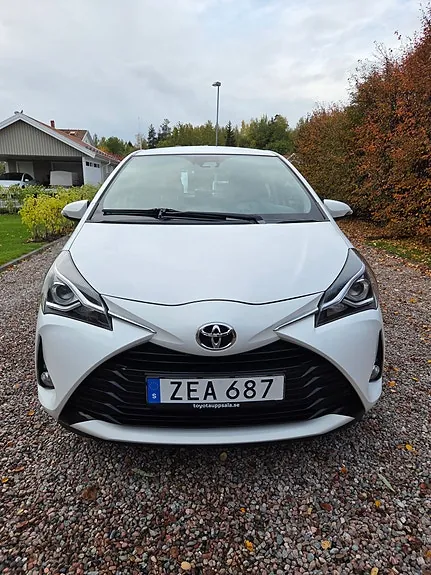 Toyota Yaris 2018 photo 2