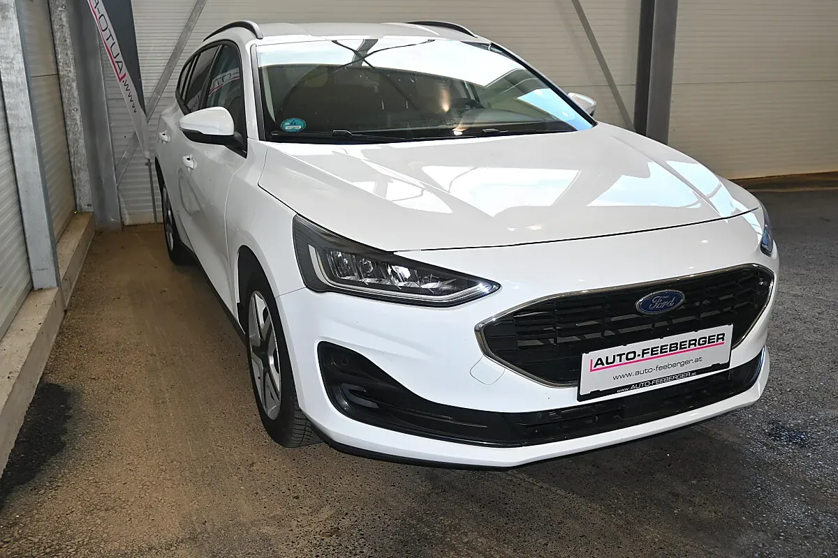 Ford Focus 2022 photo 3
