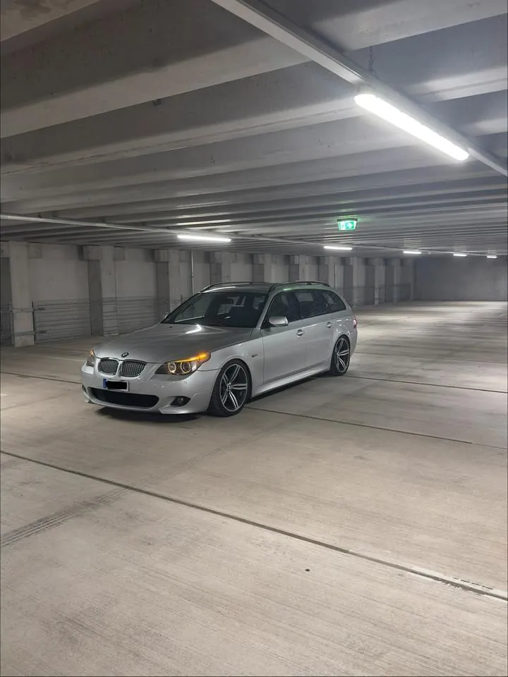 BMW E61 530D