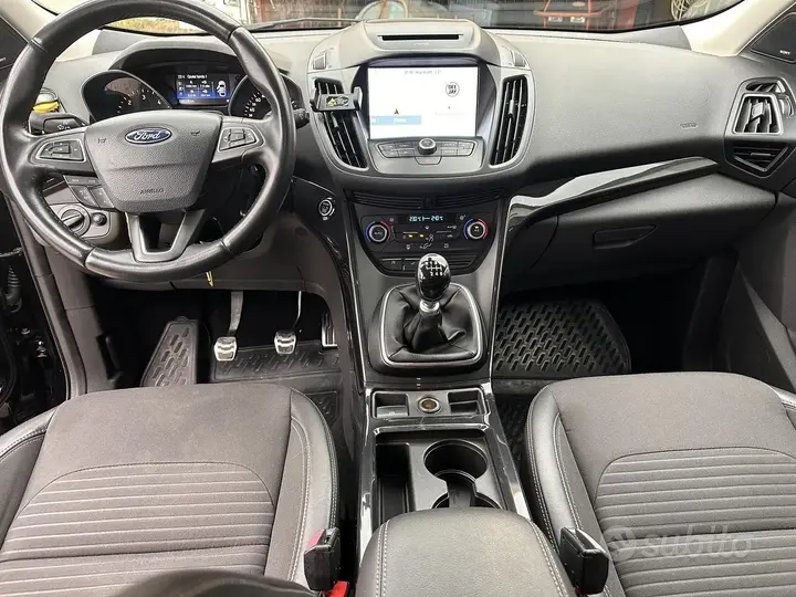 Ford Kuga 2018 photo 3