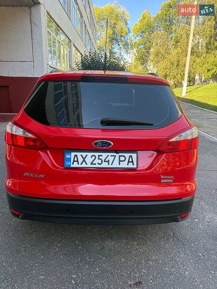 Ford Focus 2013 photo 4