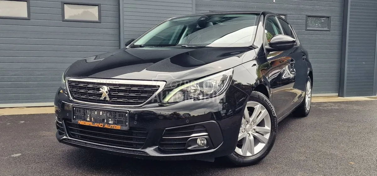 Peugeot 308 2019 photo 2