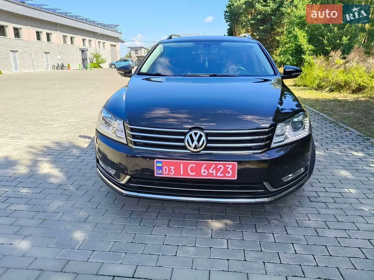 Volkswagen Passat 2013 photo 2