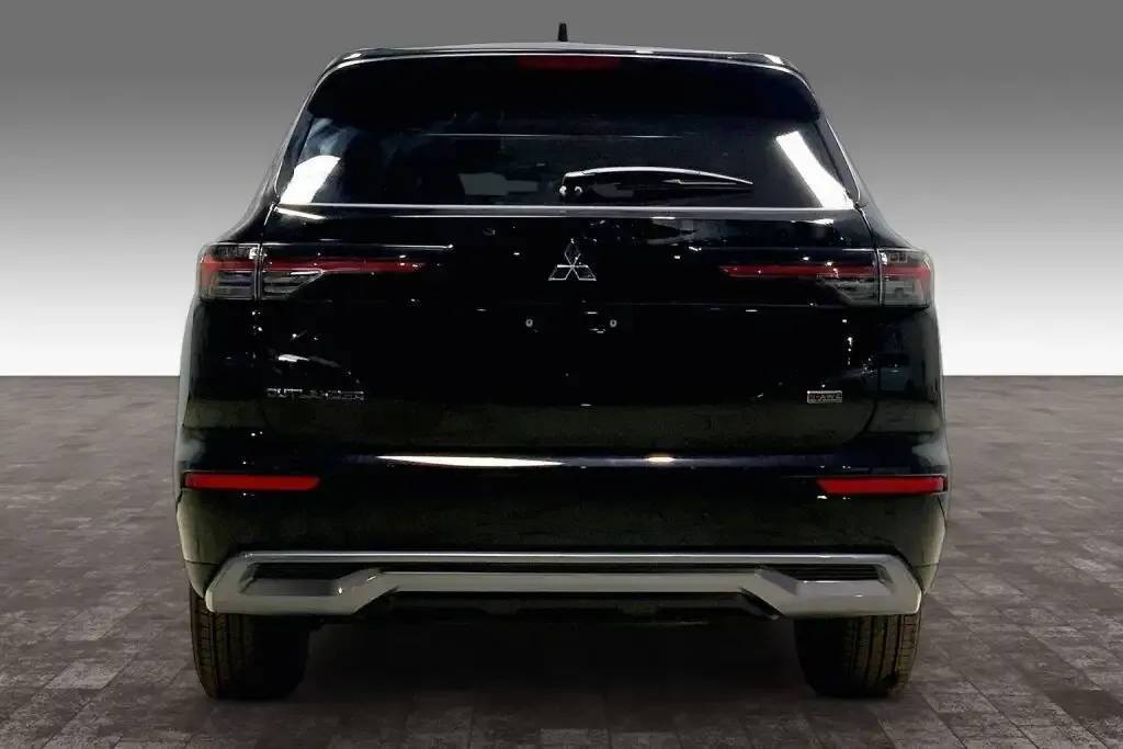 Mitsubishi Outlander 2026 photo 4