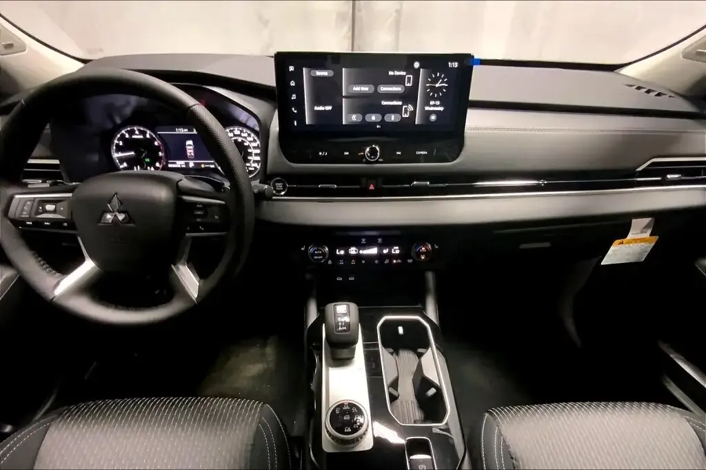 Mitsubishi Outlander 2026 photo 5