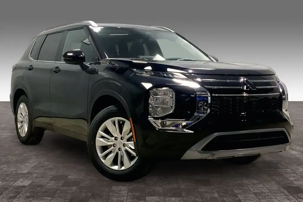 Mitsubishi Outlander 2026 photo 2