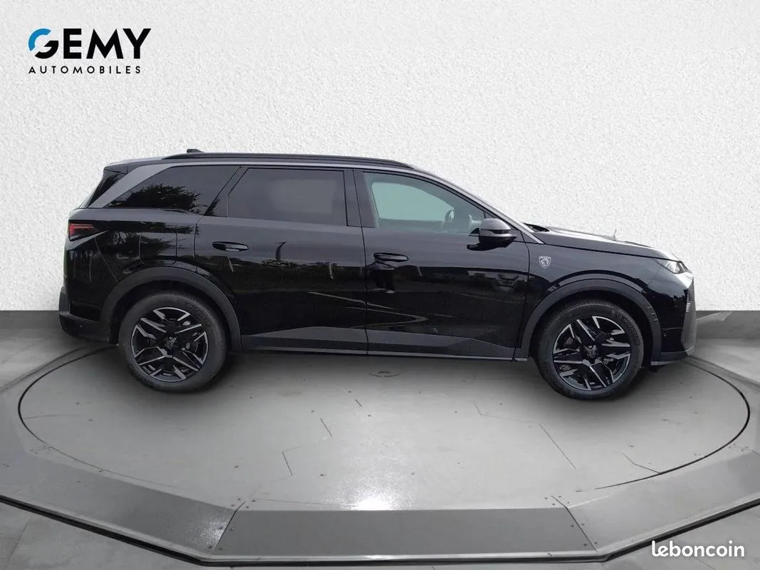 Peugeot 5008 2025 photo 4