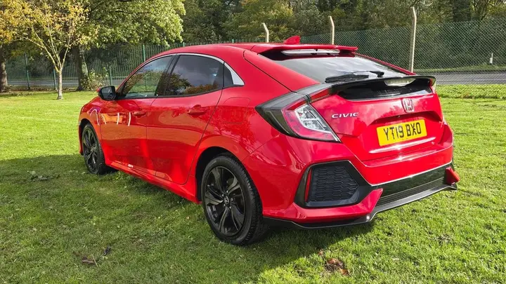 Honda Civic 2019 photo 3