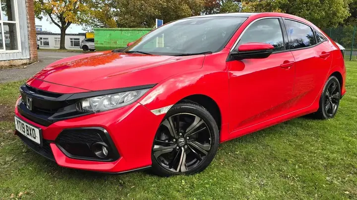 Honda Civic 2019 photo 2