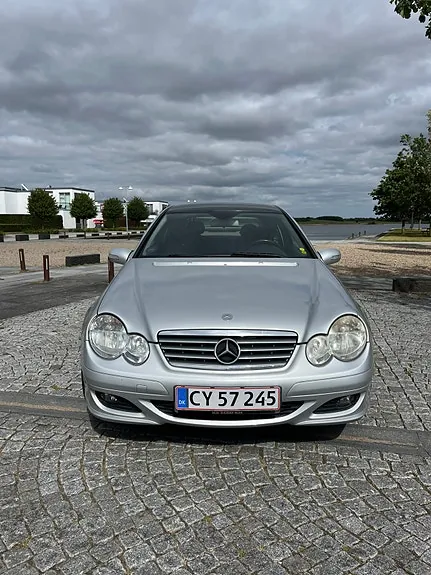 Mercedes-Benz C180 2006 photo 3